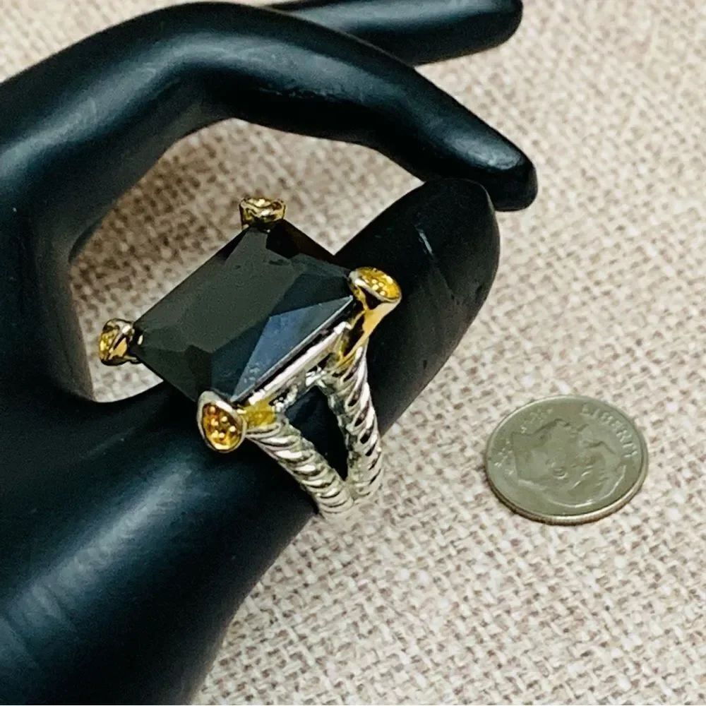 White and Yellow Gold Black Crystal Rope Ring 18K Electroplate